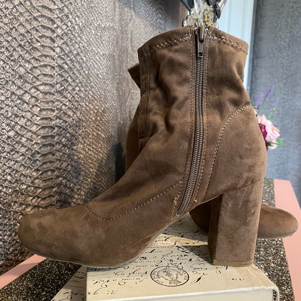 MIA BRAND VICKIE MULES CAMEL COLORED SUEDE-TEXTILE BOOTS - Picture 5 of 10